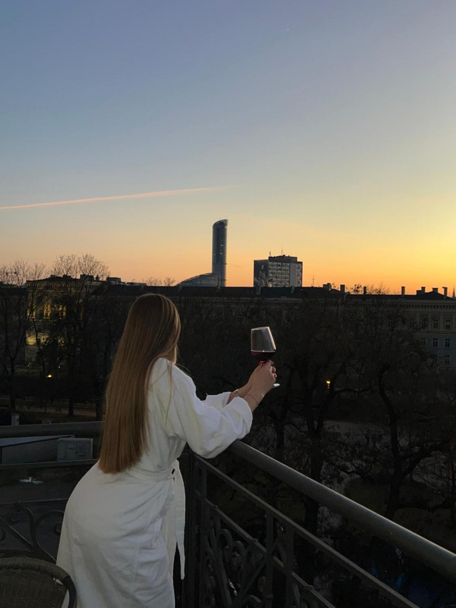 Joyinn Aparthotel Wroclaw Ngoại thất bức ảnh
